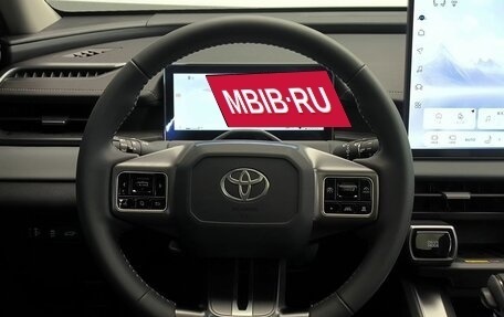 Toyota RAV4, 2025 год, 4 670 000 рублей, 15 фотография