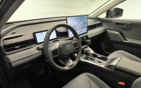 Toyota RAV4, 2025 год, 4 670 000 рублей, 23 фотография