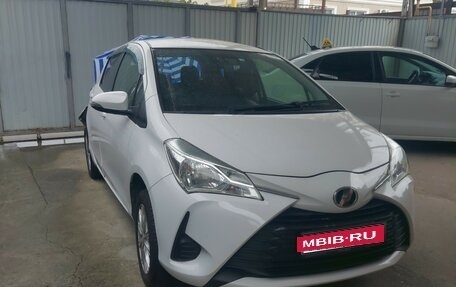 Toyota Vitz, 2017 год, 630 000 рублей, 1 фотография