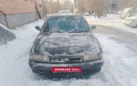 Nissan Primera II рестайлинг, 1991 год, 90 000 рублей, 1 фотография