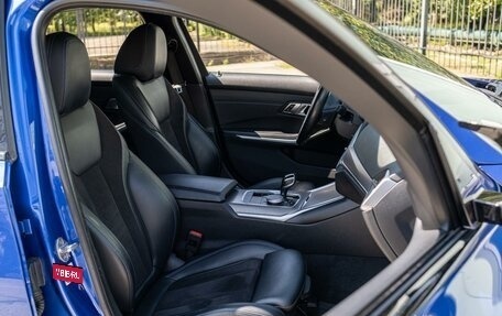 BMW 3 серия, 2019 год, 3 450 000 рублей, 14 фотография