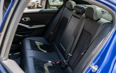 BMW 3 серия, 2019 год, 3 450 000 рублей, 15 фотография