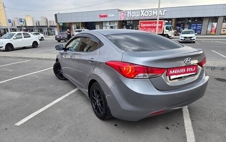 Hyundai Elantra V, 2011 год, 900 000 рублей, 4 фотография