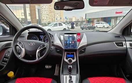 Hyundai Elantra V, 2011 год, 900 000 рублей, 5 фотография