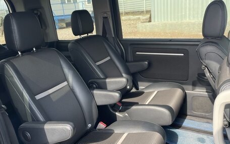 Honda Stepwgn IV, 2018 год, 1 950 000 рублей, 6 фотография