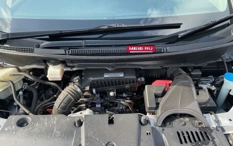 Honda Stepwgn IV, 2018 год, 1 950 000 рублей, 9 фотография