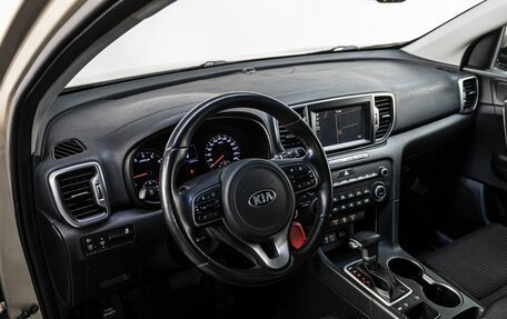 KIA Sportage IV рестайлинг, 2017 год, 1 950 000 рублей, 10 фотография