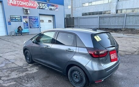 Honda Fit, 2020 год, 1 200 000 рублей, 9 фотография