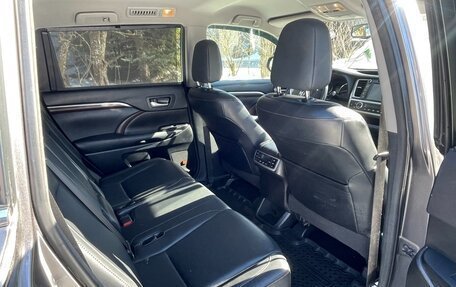 Toyota Highlander III, 2015 год, 3 410 000 рублей, 17 фотография