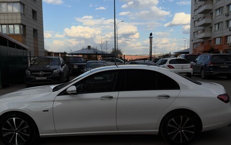 Mercedes-Benz E-Класс, 2020 год, 4 500 000 рублей, 2 фотография