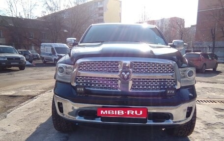 Dodge RAM IV, 2013 год, 3 800 000 рублей, 2 фотография