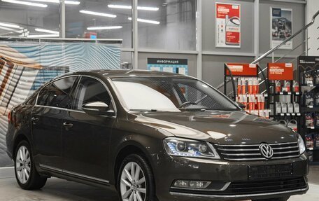Volkswagen Passat B7, 2012 год, 949 000 рублей, 3 фотография