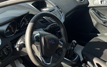 Ford Fiesta, 2015 год, 400 000 рублей, 15 фотография