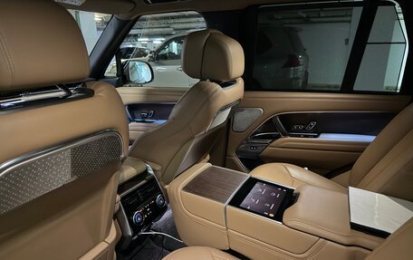 Land Rover Range Rover IV рестайлинг, 2022 год, 21 000 000 рублей, 7 фотография