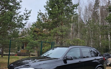 BMW X5, 2017 год, 5 400 000 рублей, 2 фотография