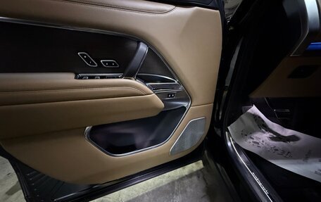 Land Rover Range Rover IV рестайлинг, 2022 год, 21 000 000 рублей, 9 фотография