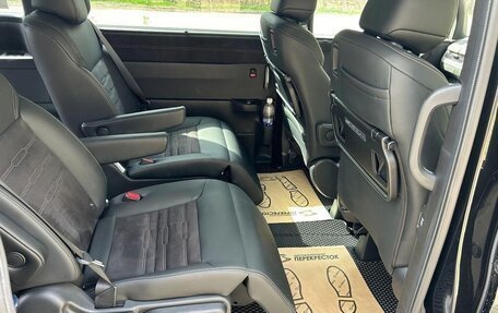 Honda Stepwgn, 2022 год, 2 100 000 рублей, 13 фотография