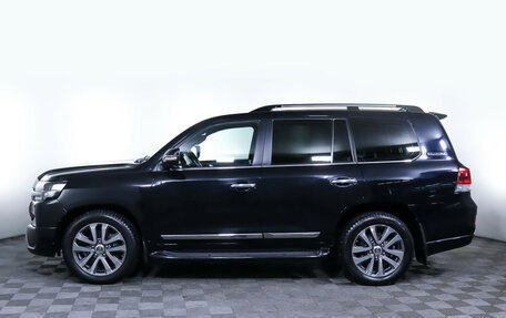 Toyota Land Cruiser 200, 2017 год, 7 390 000 рублей, 8 фотография