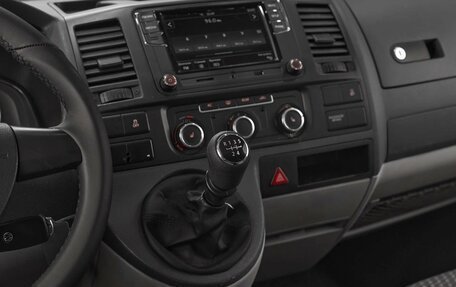 Volkswagen Caravelle T5, 2010 год, 1 499 000 рублей, 12 фотография