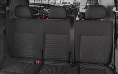 Volkswagen Caravelle T5, 2010 год, 1 499 000 рублей, 14 фотография