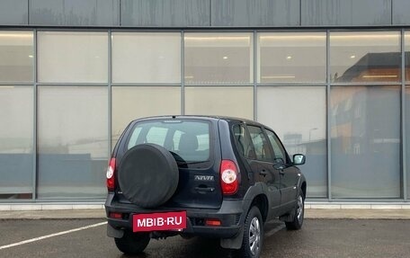 Chevrolet Niva I рестайлинг, 2017 год, 599 000 рублей, 4 фотография