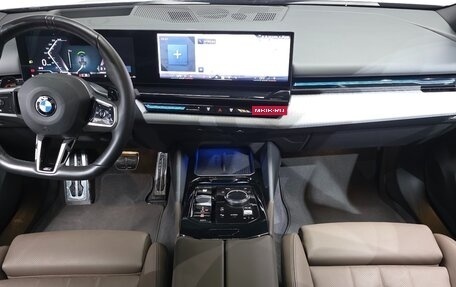 BMW 5 серия, 2024 год, 5 100 006 рублей, 7 фотография