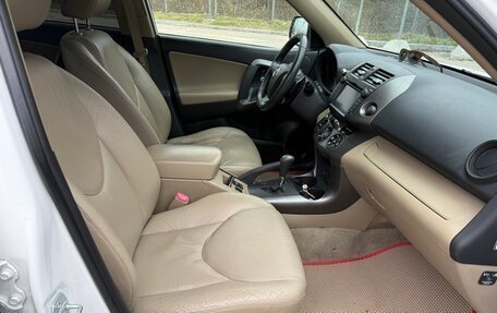 Toyota RAV4, 2011 год, 1 350 000 рублей, 4 фотография