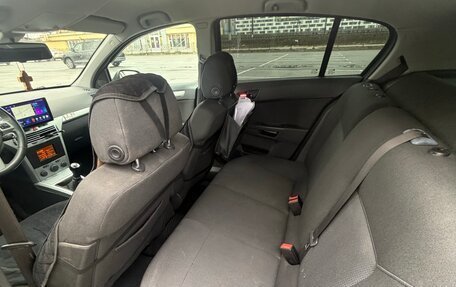 Opel Astra H, 2010 год, 550 000 рублей, 19 фотография