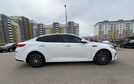 KIA Optima IV, 2019 год, 2 015 000 рублей, 4 фотография