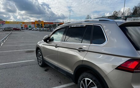 Volkswagen Tiguan II, 2019 год, 2 600 000 рублей, 6 фотография