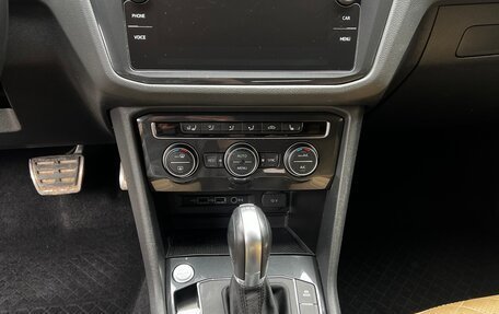 Volkswagen Tiguan II, 2019 год, 2 600 000 рублей, 9 фотография