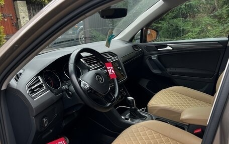 Volkswagen Tiguan II, 2019 год, 2 600 000 рублей, 11 фотография