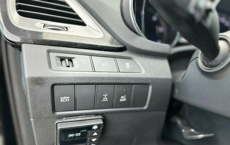 Hyundai Santa Fe III рестайлинг, 2013 год, 1 600 000 рублей, 4 фотография