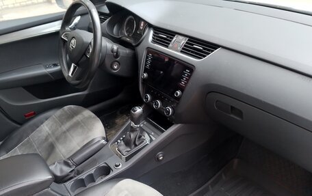 Skoda Octavia, 2017 год, 1 650 000 рублей, 5 фотография