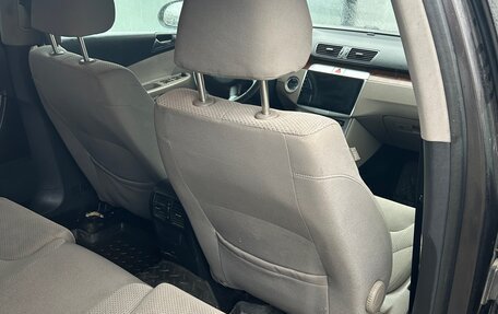 Volkswagen Passat B6, 2006 год, 300 000 рублей, 7 фотография