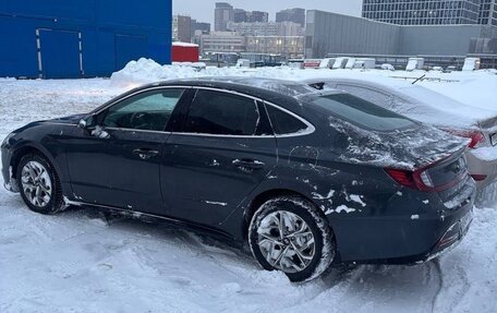 Hyundai Sonata VIII, 2020 год, 1 300 000 рублей, 3 фотография