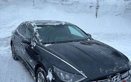 Hyundai Sonata VIII, 2020 год, 1 300 000 рублей, 2 фотография