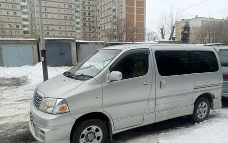 Toyota Grand HiAce I, 2000 год, 700 000 рублей, 5 фотография