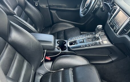 Porsche Macan I рестайлинг, 2015 год, 1 720 000 рублей, 6 фотография