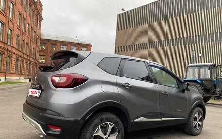 Renault Kaptur I рестайлинг, 2017 год, 1 100 000 рублей, 4 фотография