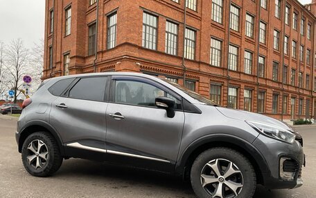 Renault Kaptur I рестайлинг, 2017 год, 1 100 000 рублей, 2 фотография