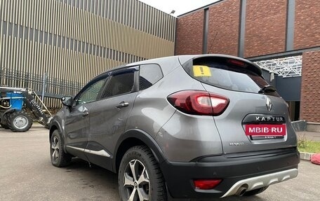 Renault Kaptur I рестайлинг, 2017 год, 1 100 000 рублей, 6 фотография