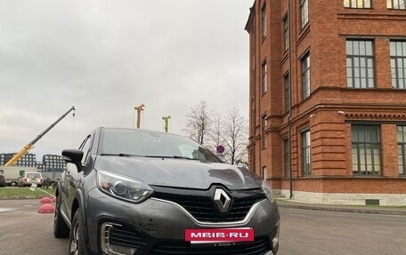 Renault Kaptur I рестайлинг, 2017 год, 1 100 000 рублей, 11 фотография