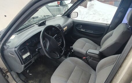 KIA Sportage IV рестайлинг, 2004 год, 110 000 рублей, 4 фотография