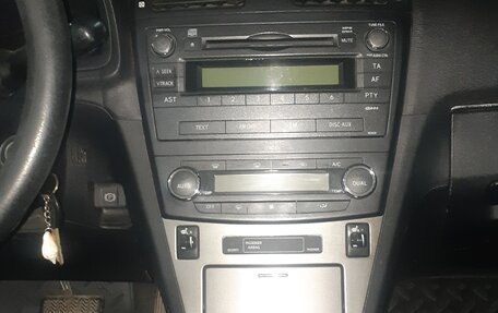 Toyota Avensis III рестайлинг, 2009 год, 615 000 рублей, 10 фотография