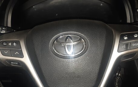 Toyota Avensis III рестайлинг, 2009 год, 615 000 рублей, 19 фотография