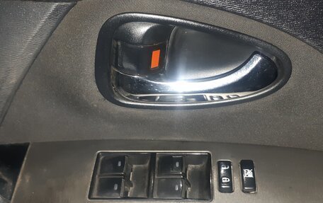 Toyota Avensis III рестайлинг, 2009 год, 615 000 рублей, 20 фотография