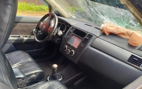 Nissan Tiida, 2012 год, 99 999 рублей, 4 фотография