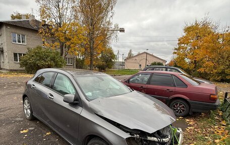 Mercedes-Benz A-Класс, 2015 год, 1 000 000 рублей, 4 фотография
