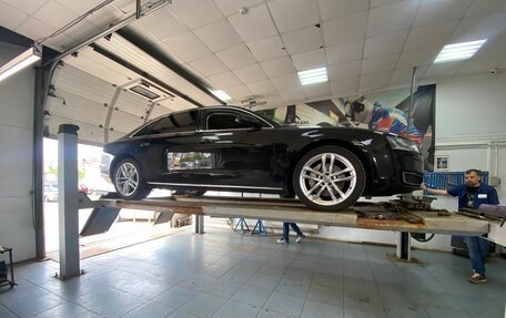 Audi A8, 2016 год, 2 050 000 рублей, 4 фотография